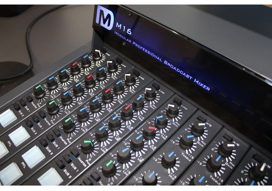 DM M16 Broadcast Audio Mixing Console Equalizer